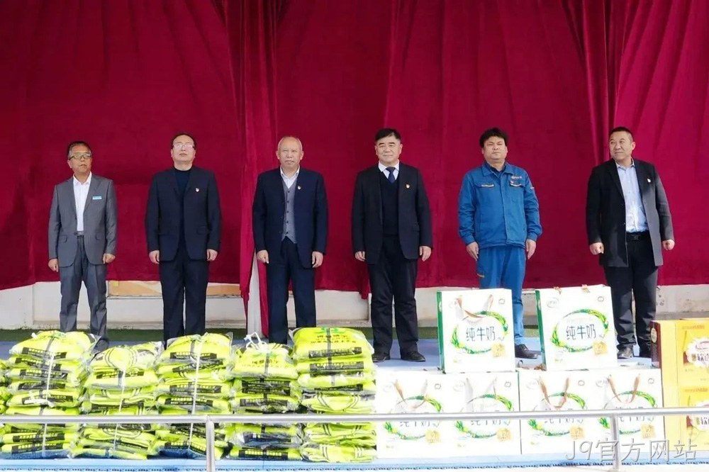 传承雷锋精神 关爱特殊少年 |J9官方网站走进凤翔区特殊教育学校“献爱心送温暖”